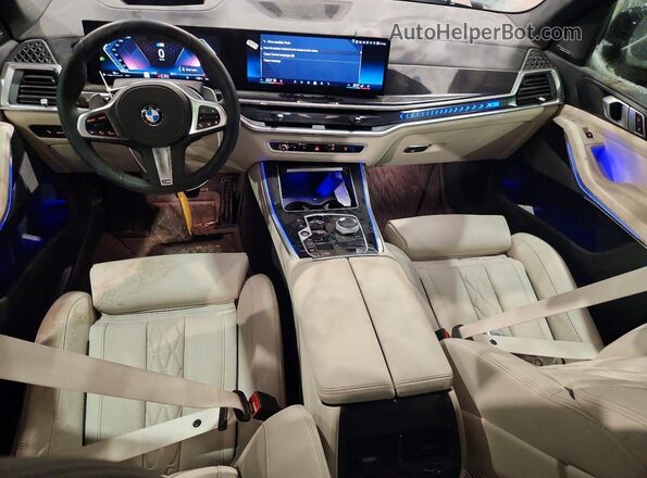 5UX23EU0XT9031472 2026 BMW X5 Black Вид панелі приладів