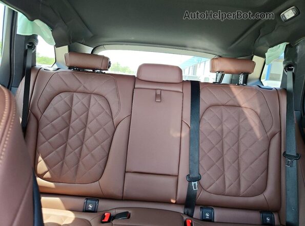 5UX23EU0XT9286669 2026 BMW X5 Black Rear seats view