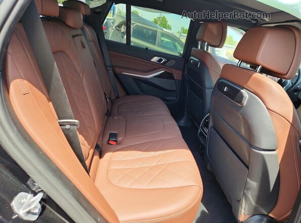 5UX23EU0XT9286669 2026 BMW X5 Black Rear interior view