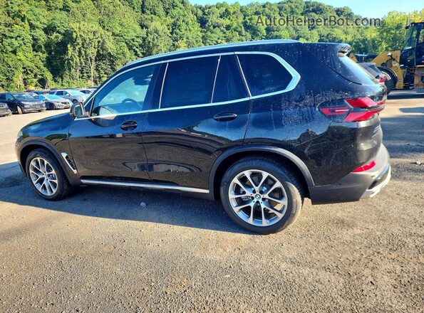 5UX23EU0XT9384861 2026 BMW X5 Black Trasero izquierdo