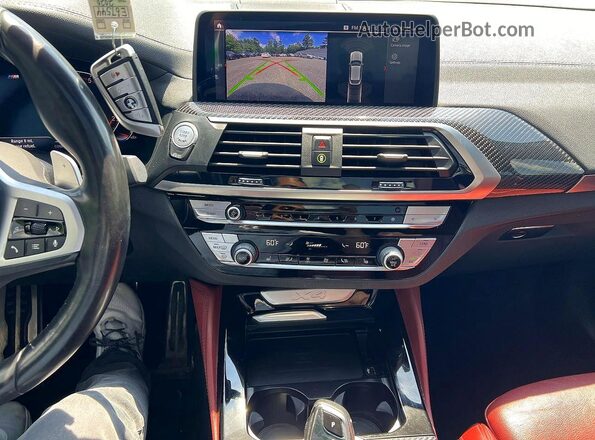 5UX2V1C05LLE67544 2020 BMW X4 Silver Widok tylnych siedzeń