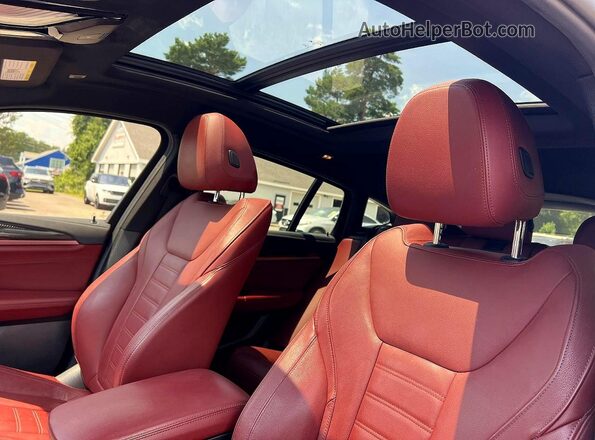 5UX2V1C05LLE67544 2020 BMW X4 Silver Widok zestawu wskaźników