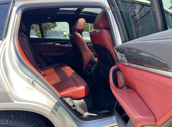 5UX2V1C05LLE67544 2020 BMW X4 Silver Widok z tyłu