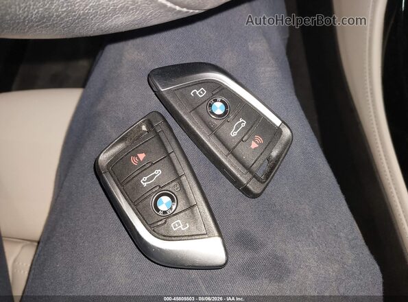 5UX2V1C09M9F04769 2021 BMW X4 Red Вид панелі приладів