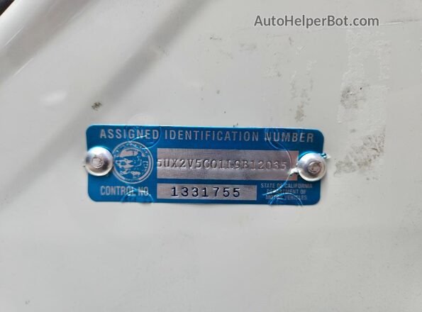 5UX2V5C01L9B12035 2020 BMW X4 Белый Вид наклейки с VIN-кодом