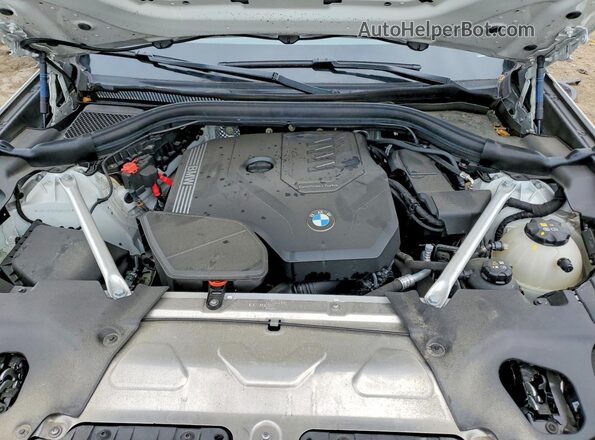 5UX33DT03R9V02239 2024 BMW X4 White Engine compartment view
