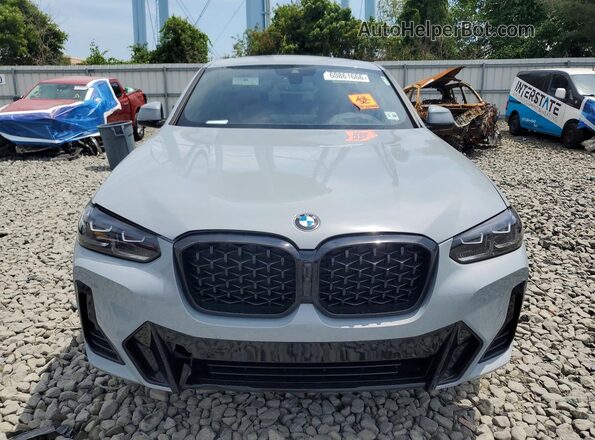 5UX33DT05S9167572 2025 BMW X4 Gray Вид спереду