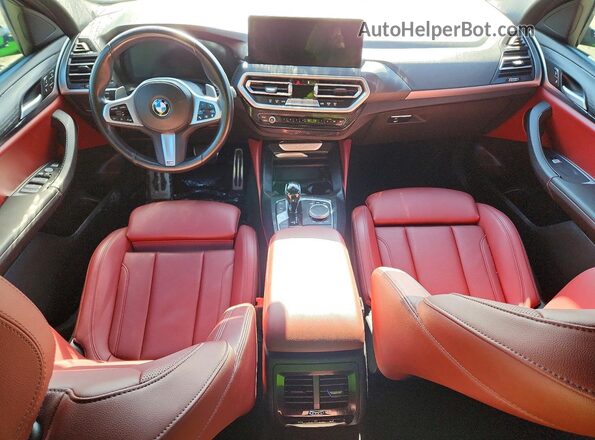 5UX33DT06N9M07331 2022 BMW X4 Green Widok wnętrza 360 stopni