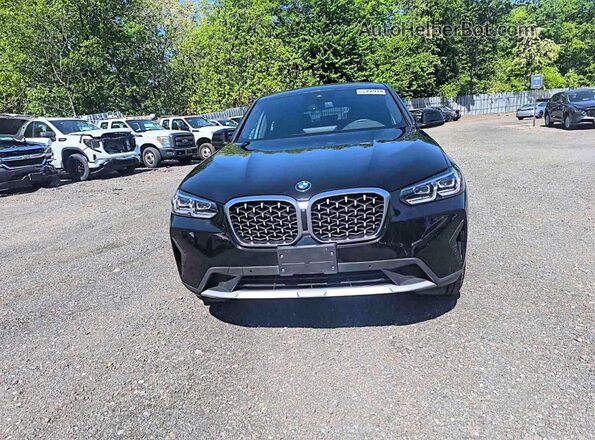 5UX33DT06S9Y71702 2025 BMW X4 Black Widok z przodu