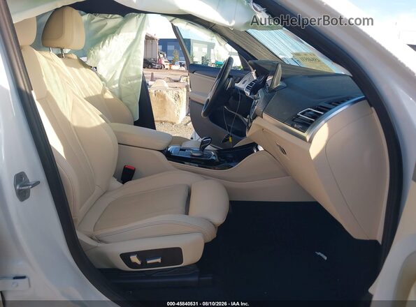 5UX33DT07N9L91270 2022 BMW X4 White Вид салону спереду