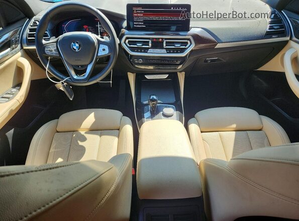 5UX33DT07R9V93371 2024 BMW X4 Серый Вид панели приборов