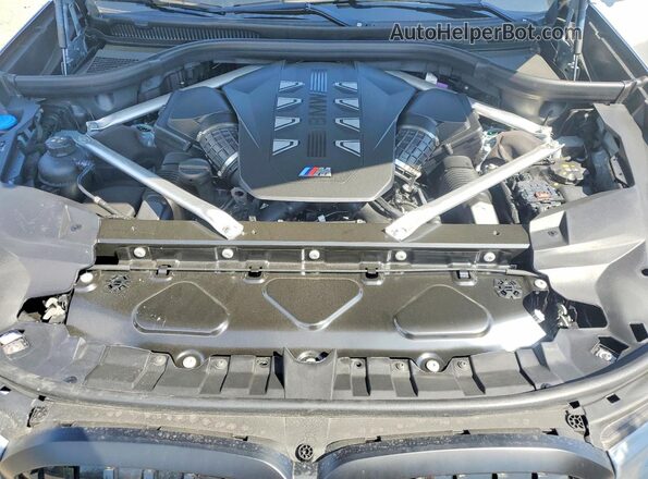 5UX33EM01T9075431 2026 BMW X7 Gray Vista del compartimento del motor