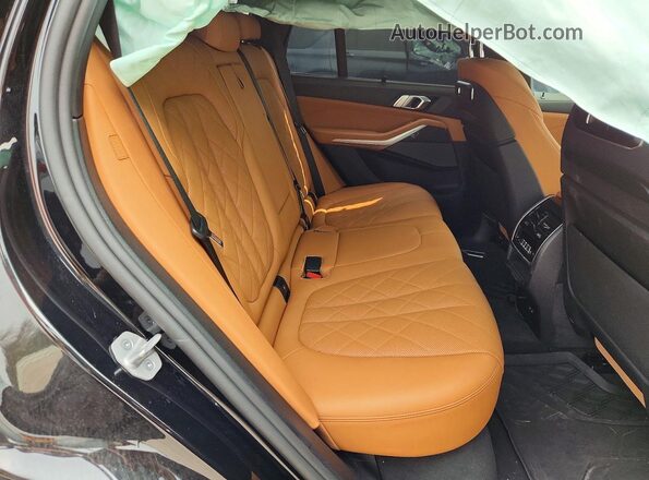 5UX33EU08T9163411 2026 BMW X5 Black Rear interior view