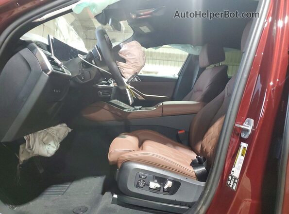 5UX33EX04T9322792 2026 BMW X6 Burgundy Vista interior delantera