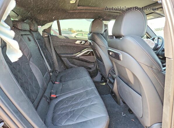 5UX33EX09S9X77510 2025 BMW X6 Black Հետևի նստատեղերի տեսք