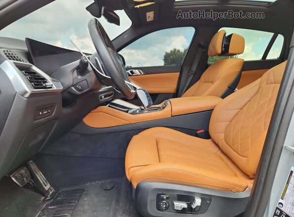 5UX33EX0XS9X67133 2025 BMW X6 Gray Вид салону спереду