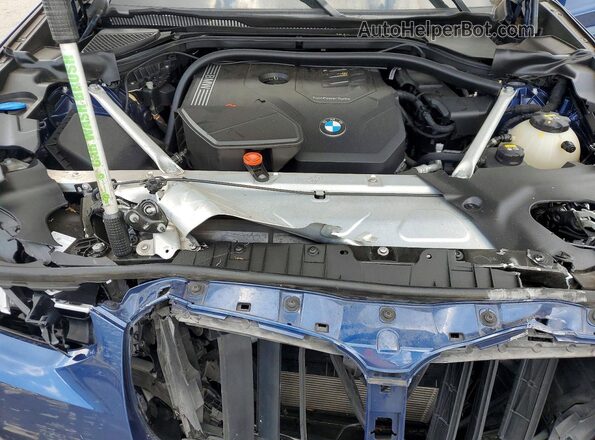 5UX43DP00N9K61037 2022 BMW X3 Blue ძრავის განყოფილების ხედი