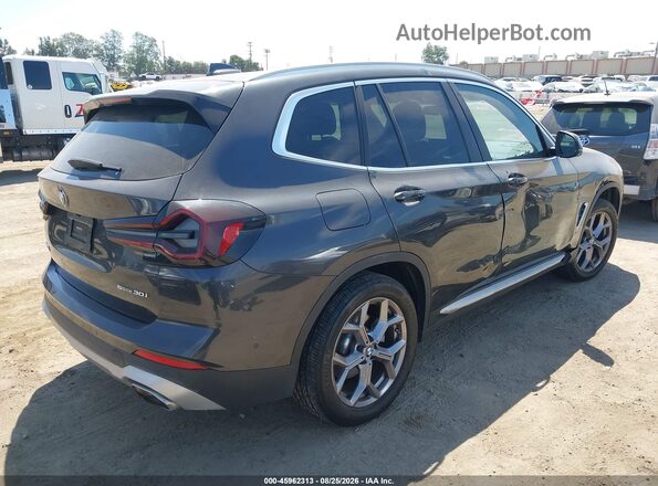 5UX43DP02P9T36601 2023 BMW X3 Gray Trasero derecho