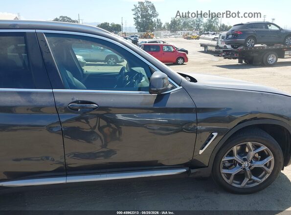 5UX43DP02P9T36601 2023 BMW X3 Gray Vista frontal