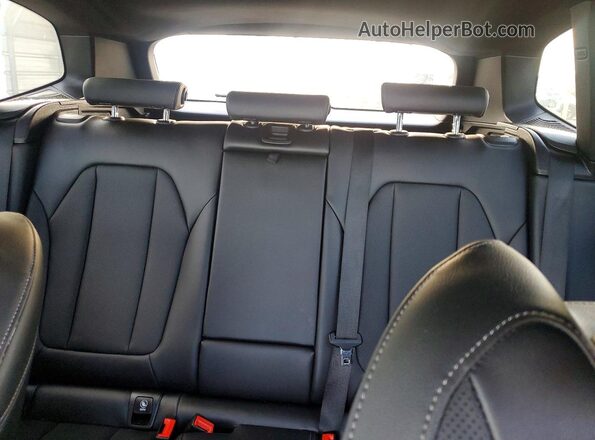 5UX43DP03N9K62716 2022 BMW X3 Blue Rear seats view