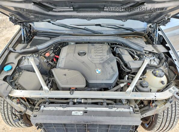 5UX43DP03R9U76384 2024 BMW X3 Silver Սալոնի հետևի տեսք