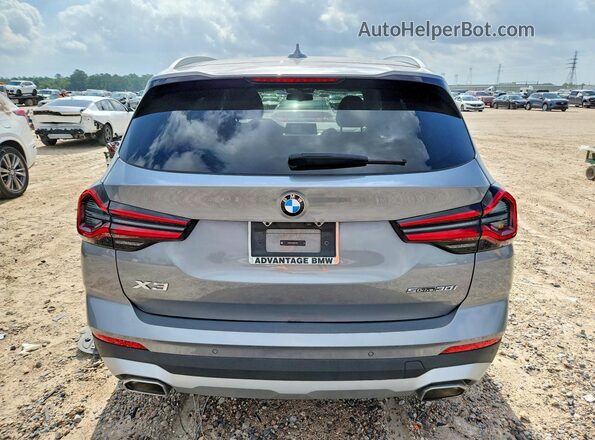 5UX43DP03R9U76384 2024 BMW X3 Silver Հետևի տեսք
