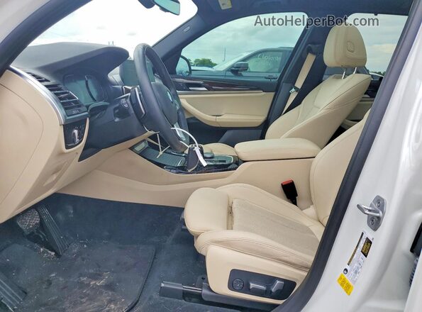5UX43DP05N9K35419 2022 BMW X3 Белый Вид салона спереди