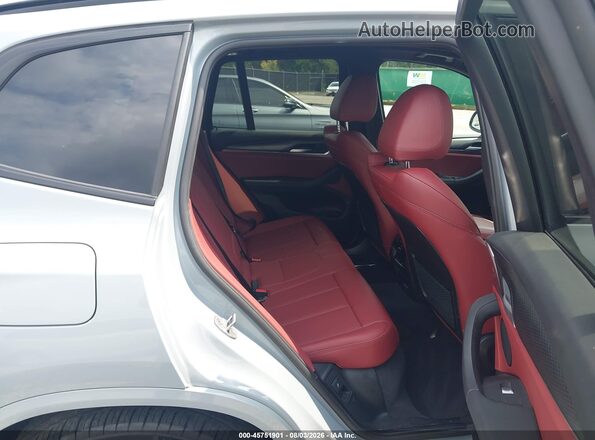 5UX43DP05N9M20036 2022 BMW X3 Gray Widok naklejki z numerem VIN