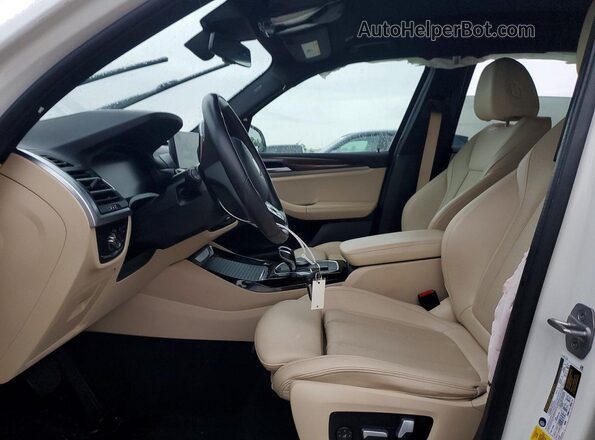 5UX43DP05N9N28737 2022 BMW X3 White Front interior view