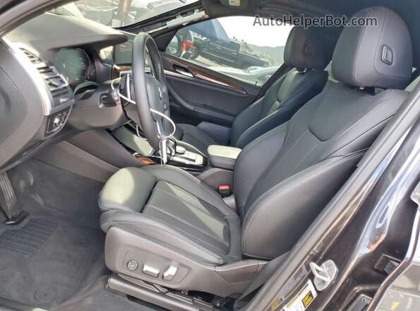 5UX43DP09P9S11451 2023 BMW X3 Black Widok wnętrza z przodu