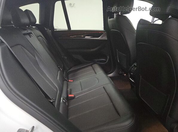 5UX43DP0XN9M68437 2022 BMW X3 White Вид задньої частини салону