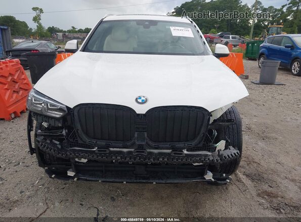 5UX43DP0XR9T66304 2024 BMW X3 White Սարքավորումների վահանակի տեսք