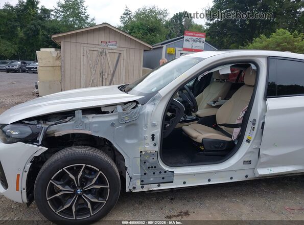 5UX43DT02R9U60585 2024 BMW X4 White Вид спереду