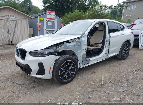 5UX43DT02R9U60585 2024 BMW X4 White Передня ліва чверть