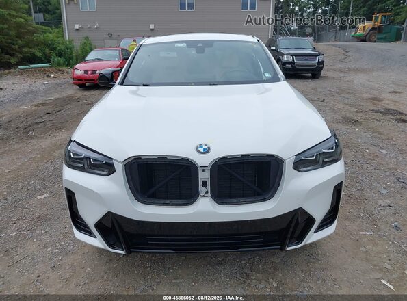 5UX43DT02R9U60585 2024 BMW X4 White Вид щитка приладів