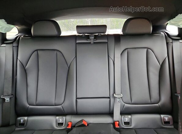 5UX43DT09P9R00976 2023 BMW X4 White Rear seats view