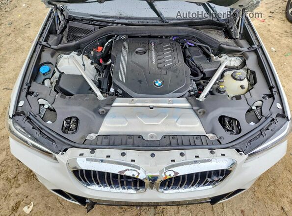 5UX43DT09P9R00976 2023 BMW X4 White Engine compartment view