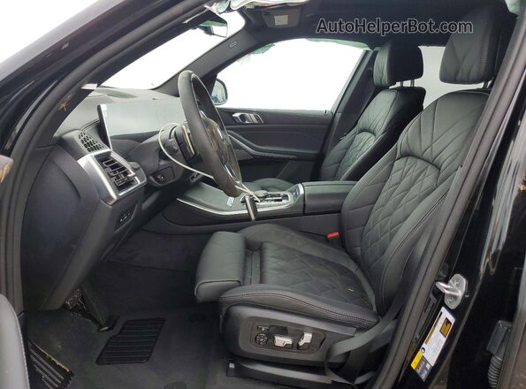 5UX43EU00T9160622 2026 BMW X5 Black Widok wnętrza z przodu