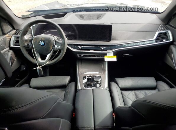 5UX43EU00T9160622 2026 BMW X5 Black Widok deski rozdzielczej
