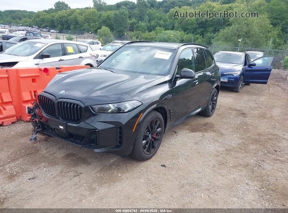 5UX43EU02S9Z02002 2025 BMW X5 Black Առջևի ձախ երեք քառորդ տեսարան