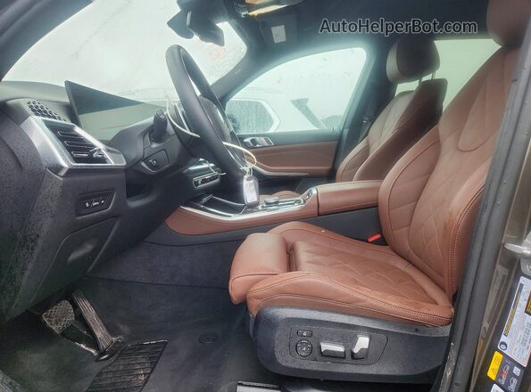 5UX43EU02T9256946 2026 BMW X5 Green Սալոնի դիմացի տեսք