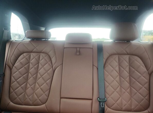 5UX43EU02T9256946 2026 BMW X5 Green Հետևի նստատեղերի տեսք