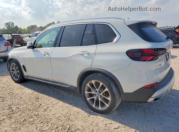 5UX43EU04R9U07861 2024 BMW X5 Белый Задняя левая четверть