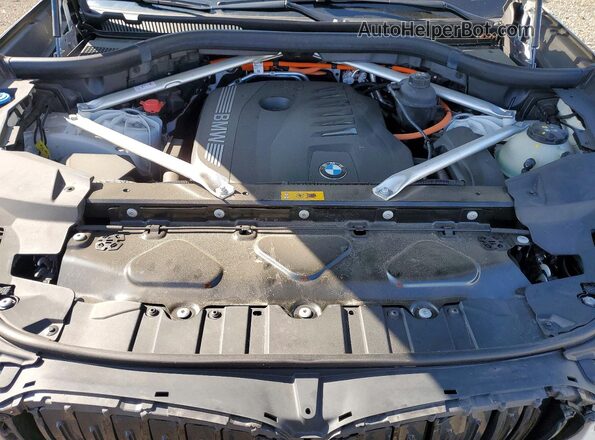 5UX43EU05R9V29323 2024 BMW X5 White Engine compartment view