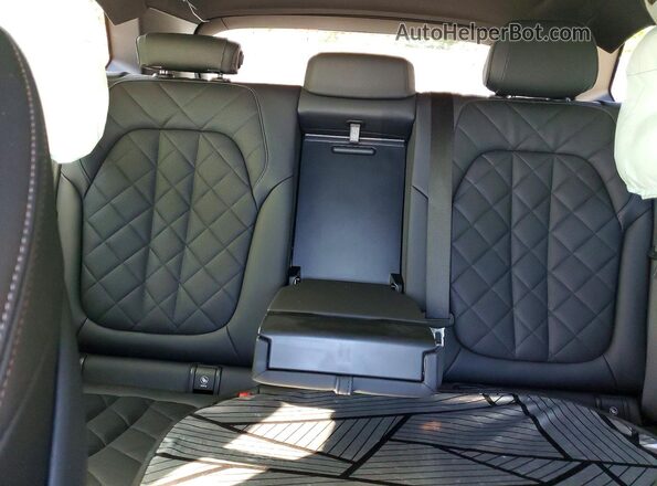 5UX43EU05R9V29323 2024 BMW X5 White Rear seats view