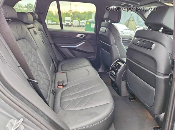 5UX43EU08S9X01012 2025 BMW X5 Серый Вид задней части салона