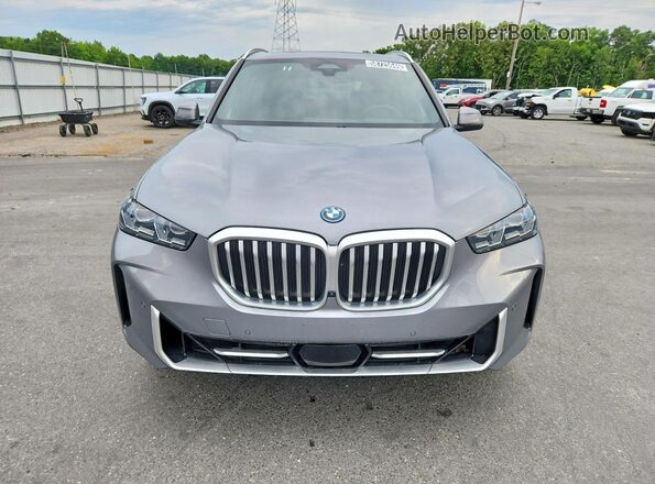 5UX43EU08S9X01012 2025 BMW X5 Серый Вид спереди