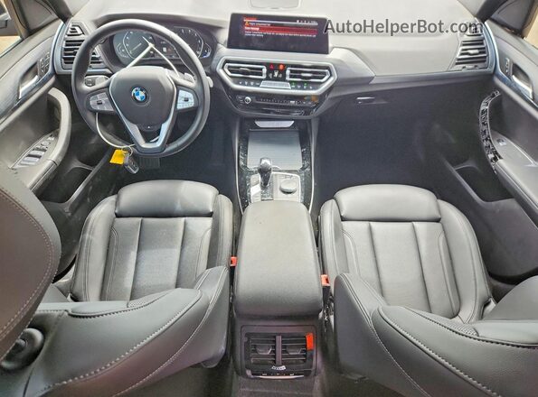 5UX53DP00N9J57524 2022 BMW X3 Black Առջևի վահանակի տեսք