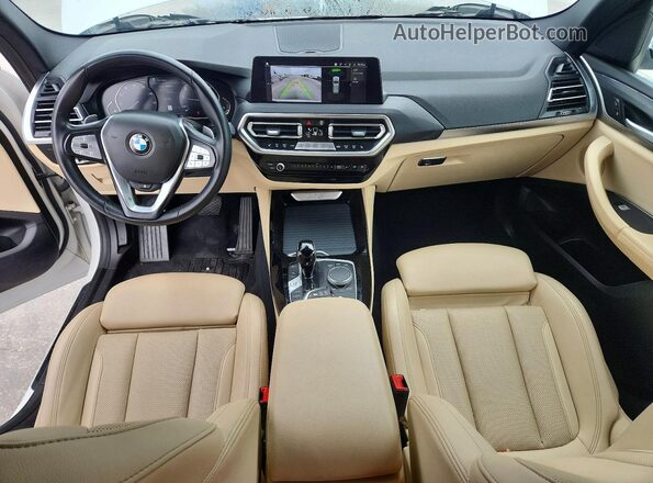 5UX53DP00N9M50307 2022 BMW X3 White Widok deski rozdzielczej