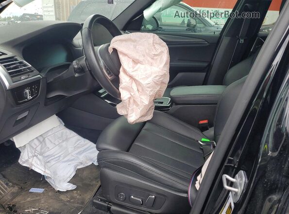 5UX53DP00R9W43904 2024 BMW X3 Black Вид салону спереду